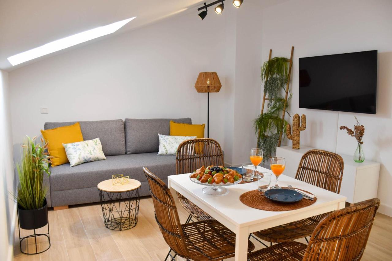 Holidays2Malaga Trinidad Renovated 1 Bedroom Penthouse Close To City Center Esterno foto
